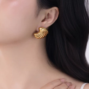 Hoa Tai nữ mạ vàng cao cấp Maristella lấy cảm hứng thiên nhiên dành cho đi tiệc đi chơi - DOJI