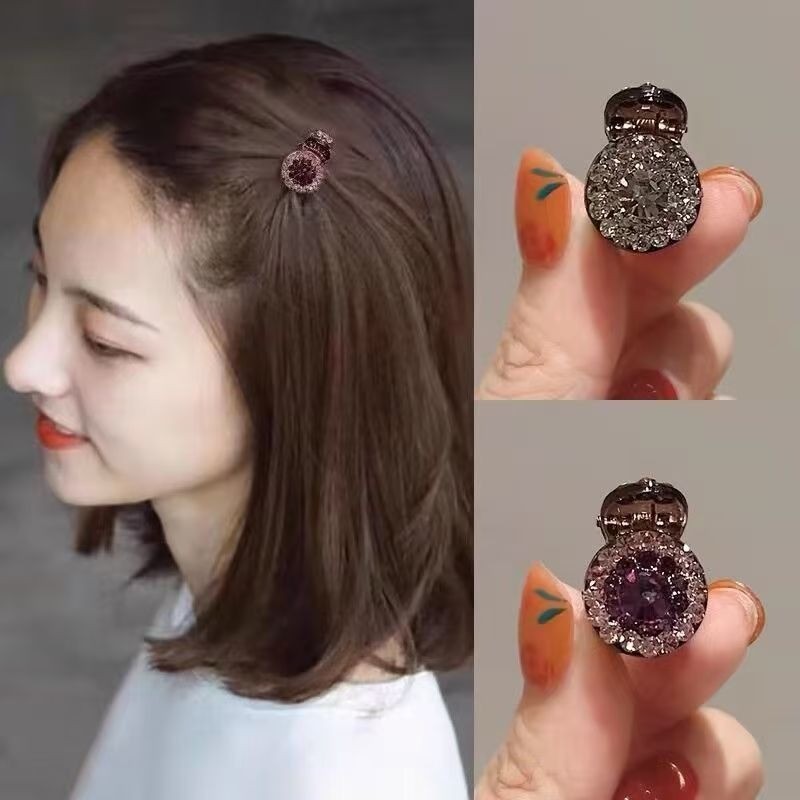 Đa dạng kẹp tóc nhỏ gọn, tinh tế với mặt kim cương, phù hợp cho nữ và công chúa trong tâm hồn