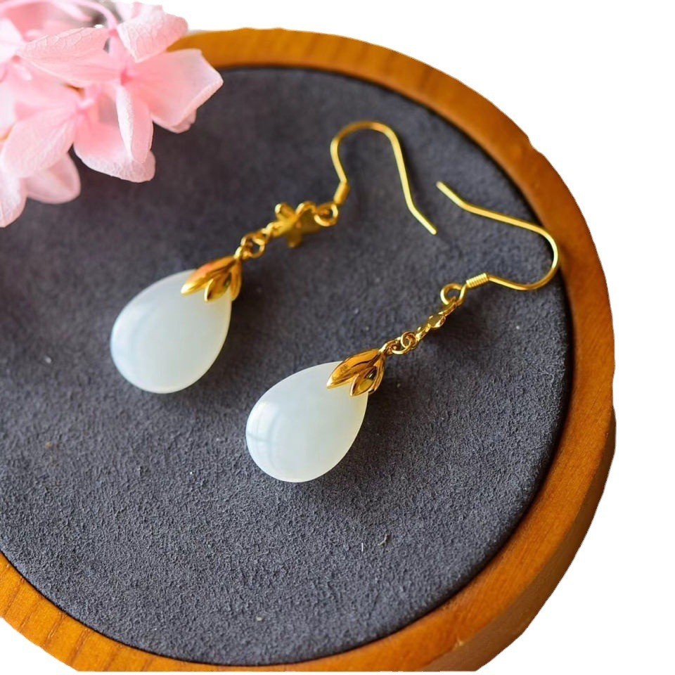 Bông tai nữ ngọc bích Hetian trắng tự nhiên