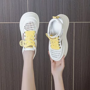 Giày thể thao dệt rỗng nhỏ 8cm nâng cao 2026 Lưới thoáng khí mùa hè Z3AO