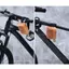 Vỏ bọc loa btsg có 2 dây gắn và kẹp Carabiner