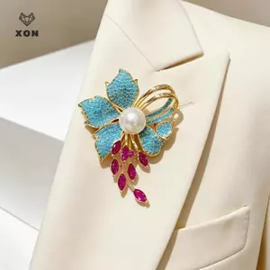Trâm cài đính đá và ngọc trai giả quyến rũ với Zircon cho những chiếc váy lạ mắt [Mina]