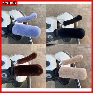 YRBWD Một Bộ Bảo Vệ Tay Cầm Xe Máy, Chất Liệu Sang Trọng Tương Thích E-Bike Tay Cầm Xe Điện, Mùa Đông Giả Sang Trọng Cách Nhiệt Ấm Áp Xe Đạp Grip Cover Thời Tiết Lạnh