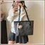 SQ11 Túi đeo vai dập nổi dễ thương dành cho nữ trong lớp chặn màu sắc thông thường Túi tote học sinh dung tích lớn