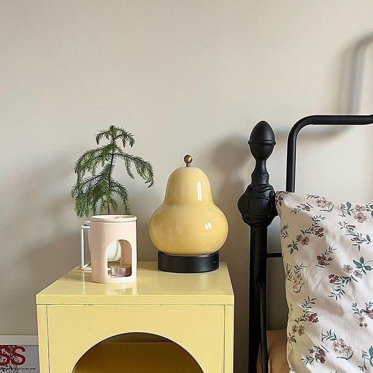 【COD】Đèn Để Bàn Vibe Vintage Hình Quả Lê  | Đèn Ngủ Cảm Ứng, Sạc Dự Phòng LED - Đèn Trang Trí Phòng Ngủ, Đầu Giường &
