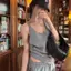 Mùa hè 2026 Áo Vest cổ tròn trắng Hot Girl cổ chữ V lưng đẹp Thiết kế thích hợp Slim-fit thon gọn hơn có thể mặc bên trong bên ngoài Áo ngắn tay dành cho nữ