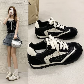 Running shoes