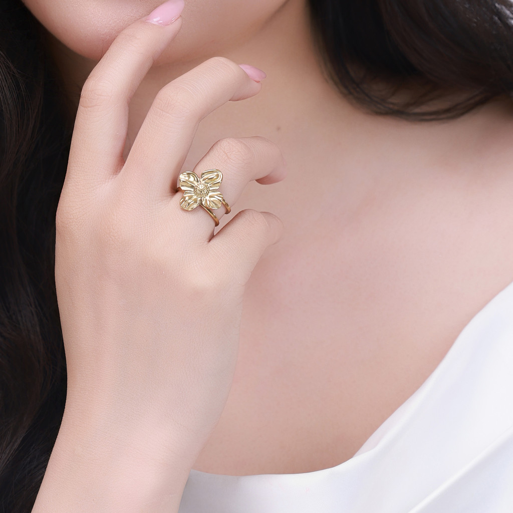 Nhẫn nữ mặt hoa 4 cánh mạ vàng cao cấp, phong cách thanh lịch, mềm lại, thiết kế thiên nhiên - DOJI