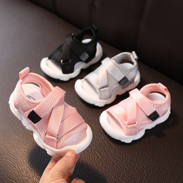 | women's sandals | sandals for girls ✤Giày Trẻ Em Mùa Hè Dép Cho Bé Baotou Đi Biển Bé Gái Giày Sandal Trẻ Em Tập Đi Giày Lưới Thoáng Khí Đế Mềm 1-3 Tuổi Nóng✫