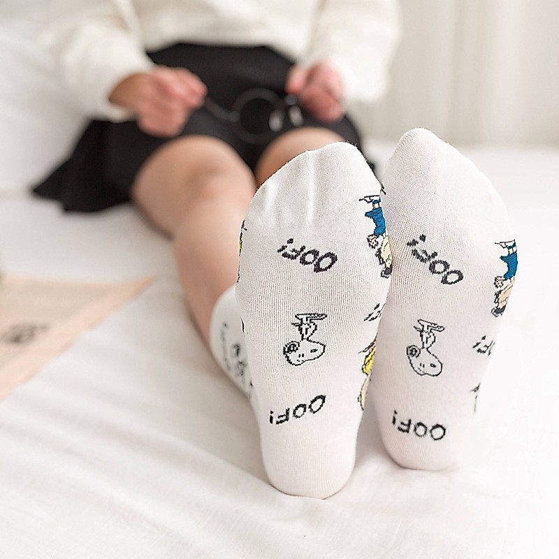 Vớ Cotton Cổ Trung Họa Tiết Hoạt Hình Snoopy Phong Cách Mới Cho Nữ | BigBuy360 - bigbuy360.vn