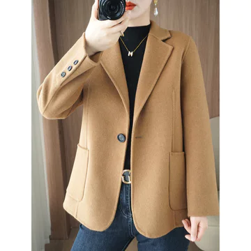 áo dạ ngắn nữ áo dạ nữ Phong Cách Cừu Mùa Thu Đông 2026 Phong Cách Hai Mặt 100 Len Nguyên Chất Slim-Fit Áo Khoác Nữ Phong Cách Ngắn Màu Trơn Áo Khoác Một Nút