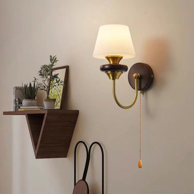 Đèn tường gỗ nguyên khối phong cách thời trung cổ có công tắc dây kéo; Đèn treo hoa sắt hậu hiện đại; Phòng khách, Hành lang, Phòng ngủ Đèn chiếu sáng trang trí đầu giường