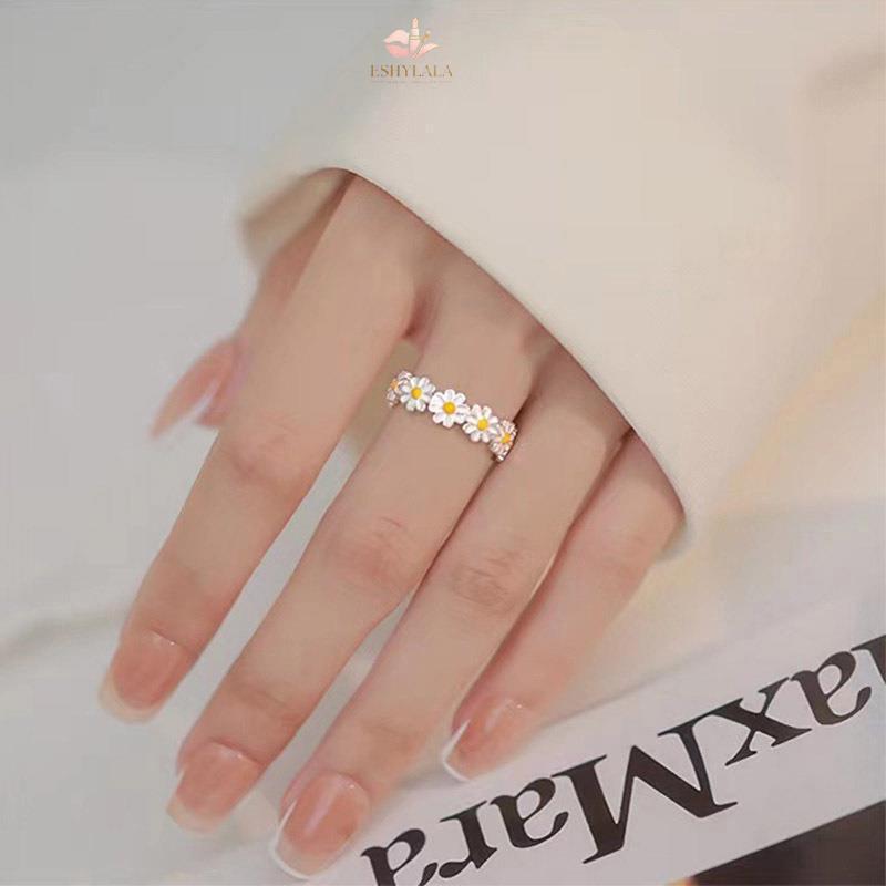 Women's Wedding Ring, adjustable by Eshylala