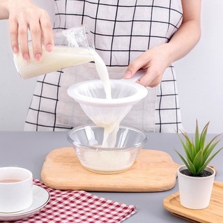 Rây lọc sữa chất liệu nhựa, lưới siêu mịn có tay cầm - đa năng, tiện dụng