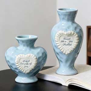 Vintage Gốm Nhỏ Bình Hoa Hình Trái Tim Phong Cách Trung Hoa Pháp Retro Trang Trí Trang Trí Cho Văn Phòng Tại Nhà Để Bàn Tối Giản Sắp Xếp Hoa Cao Cấp Thẩm Mỹ Độc Đáo