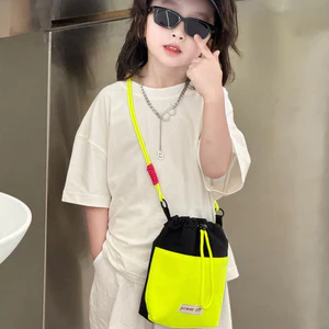 Bé Trai Bé Gái Thể Thao Ngoài Trời Messenger Túi Đeo Vai Trẻ Em Bình Nước Túi Điện Thoại Di Động Túi Thể Thao Đi Bộ Đường Dài Nhẹ Leo Núi Chữ Thập