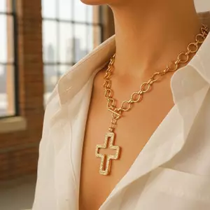 HFSHY Lãng Mạn Rỗng Chữ Thập Bộ Trang Sức 1 / 2 / 3 Chiếc Chunky Dây Xích Nelace Bông Tai Vòng Tay Quà Tặng Ngày Lễ Tình Nhân Cho Bạn Gái VN