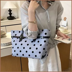 SQ11 2026 Túi tote chấm bi phong cách mới dung tích lớn thiết kế đơn giản dành cho nữ đi lại túi đeo vai thông thường