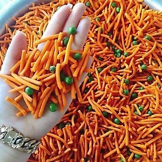 100gr Bánh snack (bim bim) tăm que đậu hà lan