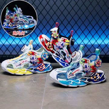 | women's sandals | sandals for girls ☀Giày Sandal Bé Trai Mùa Hè 2025 Phong Cách Mới Trẻ Em Xoay Khóa Dạ Quang Ngón Chân-Covered Giày Hoạt Hình Chống Mài Mòn Đi Biển Khung Giày✺