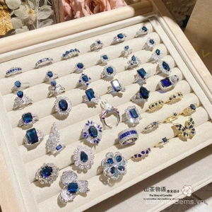 Nhẫn corundum màu xanh với thiết kế nhiều màu sắc bắt mắt