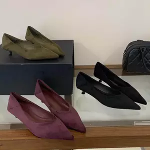 TT Nữ Mũi Nhọn Giày Da Lộn Thấp Gót Giày Thoải Mái Da Mềm Giày Công Sở Thời Trang Phù Hợp Với Giày Da Nhỏ