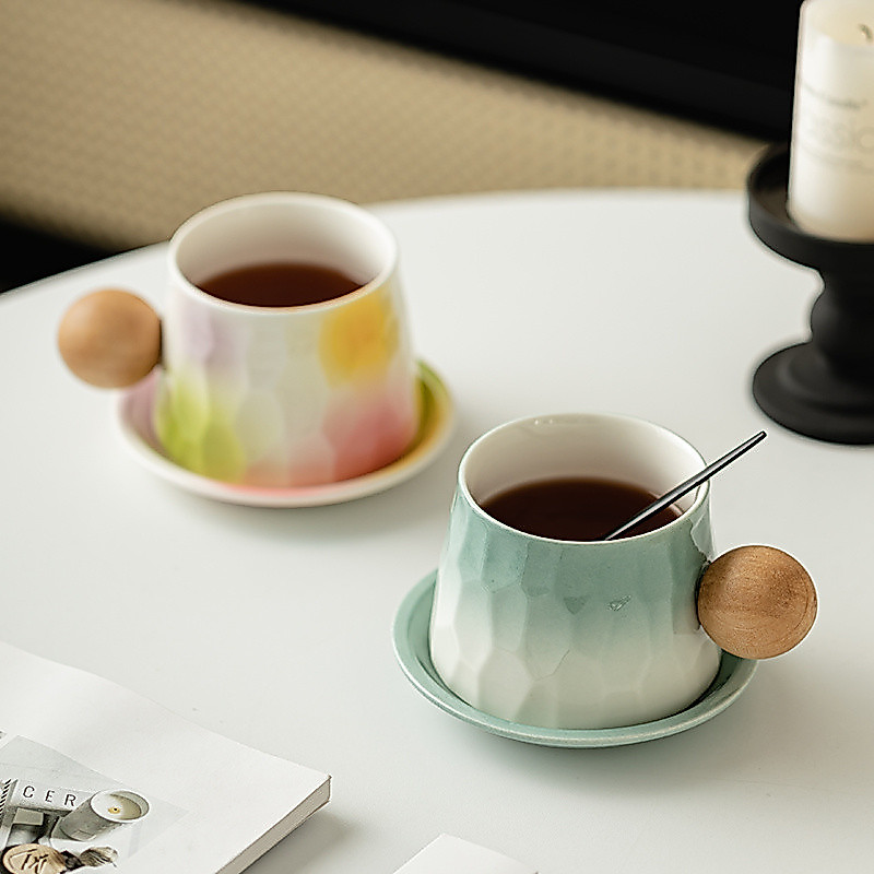 ✨Giá Trị Cao Màu Gradient Hình Đặc Biệt Cốc Gốm Văn Phòng Hộ Gia Đình Cốc Cà Phê Đĩa Bộ Tay Cầm Hình Cầu Retro Gốm Cốc Nước Ăn Sáng Cốc Yến Mạch