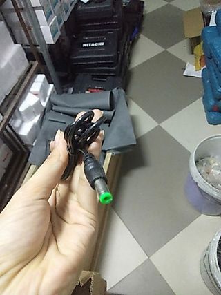 [ Giá rẻ nhất ] Sạc máy cân mực laze tia xanh đỏ có đèn báo