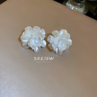 Bông tai thời trang thiết kế mới với bạc kim nhỏ và hoa tươi, dành cho cô gái quyến rũ