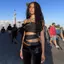 Mùa hè 2026 Trailing Sister Hot Girl Rỗng xiên Vai Áo Vest Thiết kế bất đối xứng Slim fit Crop Ngắn Niche Slimer Look Áo không tay Top Nữ