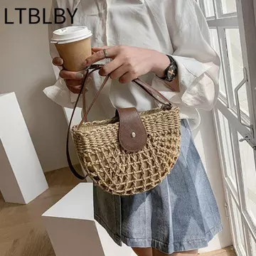 Women's Woven Straw Handbag – for the Beach