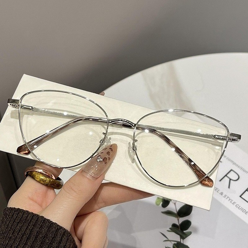 Châu Âu và Mỹ Hợp Thời Trang Mới Kính Mắt Mèo Chống Ánh Sáng Xanh Kính Retro Khung Lớn Kính Phong Cách Đại Học 1053
