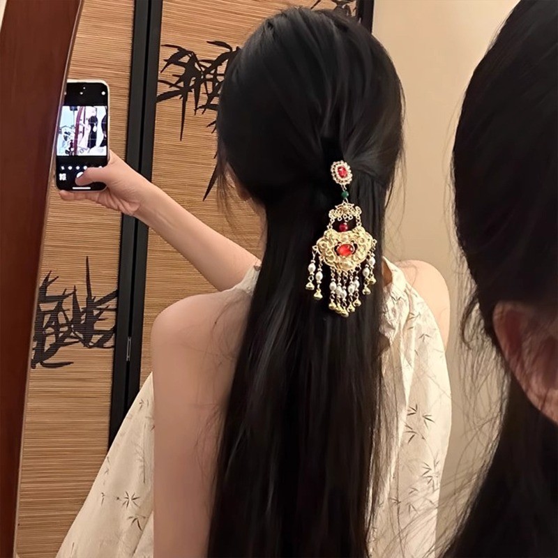 Mũ đội đầu cổ cao cấp cho bé gái với tua rua màu vàng retro, phong cách Trung Quốc mới