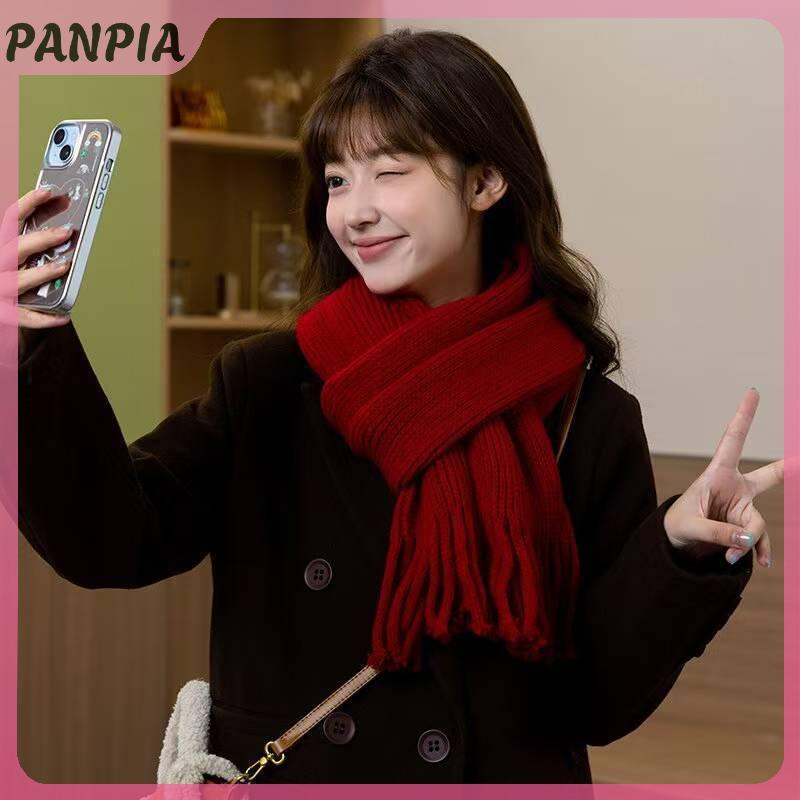 Khăn quàng cổ Cashmere dày, ấm áp, phù hợp mùa thu đông với thiết kế cổ điển và màu sắc trơn, mang lại vẻ ngoài sang trọng.