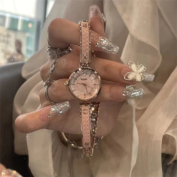 Hàng sẵn có Vận chuyển nhanh Đồng hồ Dishidu Dishidu Đồng hồ đeo tay nữ Đồng hồ đeo tay nữ nhỏ tinh tế nhẹ sang trọng Niche Quartz Đồng hồ nữ có giá trị cao818526326