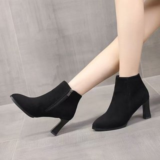 Giày Bốt Ngắn Nữ Mũi Nhọn Gót Bên Dây Kéo Thời Trang Mỏng Hơn Nhìn