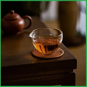 Tống Chuyên Trà Thủy Tinh Hình Bán Nguyệt Dung Tích 240 ml