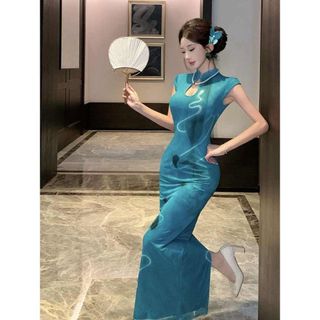 Đầm sườn xám cách tân màu xanh cổ điển thanh lịch kiểu Trung Hoa mùa hè vô cùng xinh đẹp cho Nữ