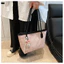 SQ11 Túi đeo vai dập nổi dễ thương dành cho nữ trong lớp chặn màu sắc thông thường Túi tote học sinh dung tích lớn