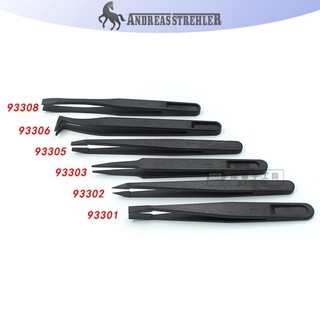 Onetimingfine Loại: Nhíp nhựa Chất liệu: + Nhựa tổng hợp sợi Màu: đen Kích thước tổng thể: khoảng. 12 x 1.1 x 1.4cm / 4.7 VN