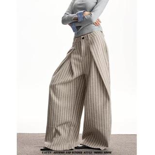 Quần nam phong cách Nhật Bản với thiết kế sọc tweed, lấy cảm hứng từ bông tai.