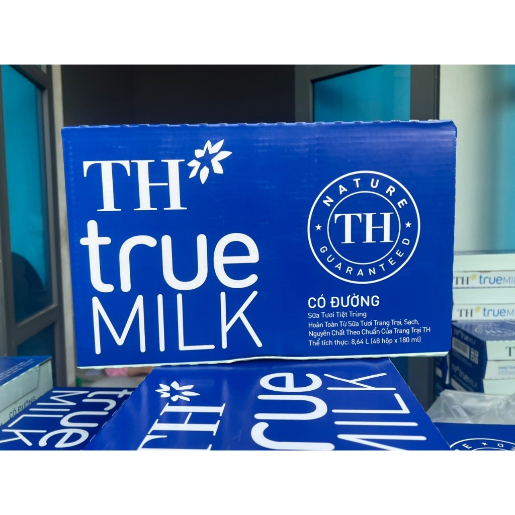 (date mới )Thùng 48 hộp sữa tươi tiệt trùng có đường /ít đường TH true MILK 110ml và 180ml