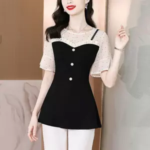 Mùa hè 2026 Plus size Áo sơ mi ngắn tay hẹp hai mảnh giả Kích thước lớn Hơi béo che phủ thịt Giảm tuổi Thời trang Niche Tính khí mỏng hơn Áo sơ mi nữ hàng đầu