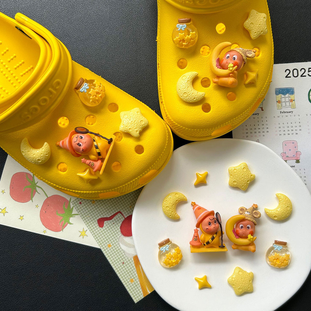 Phụ Kiện Giày Lỗ Pop Mart Moon Starman Dễ Thương, Hoa Thích Hợp Cho Crocs, Có Thể Tháo Rời, Zhibixing, ins