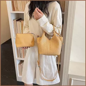 SQ11 2026 Túi đeo vai dệt PU phong cách Hàn Quốc Túi xách lót dung tích lớn đa năng sành điệu