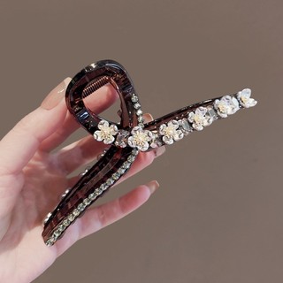 Kẹp Tóc Cá Mập Mặt Sau Với Họa Tiết Hoa Kim Cương Giả Phong Cách Hàn Quốc - Thanh Lịch Cho Các Bài Toán Làm Đẹp