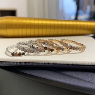 Nhẫn tổ ong cao cấp dành cho nữ, nhẫn trơn tổ ong vàng hồng 18k đính nửa hàng kim cương, nhẫn cặp đôi V vàng có thể xếp chồng, nhẫn đeo ngón trỏ.