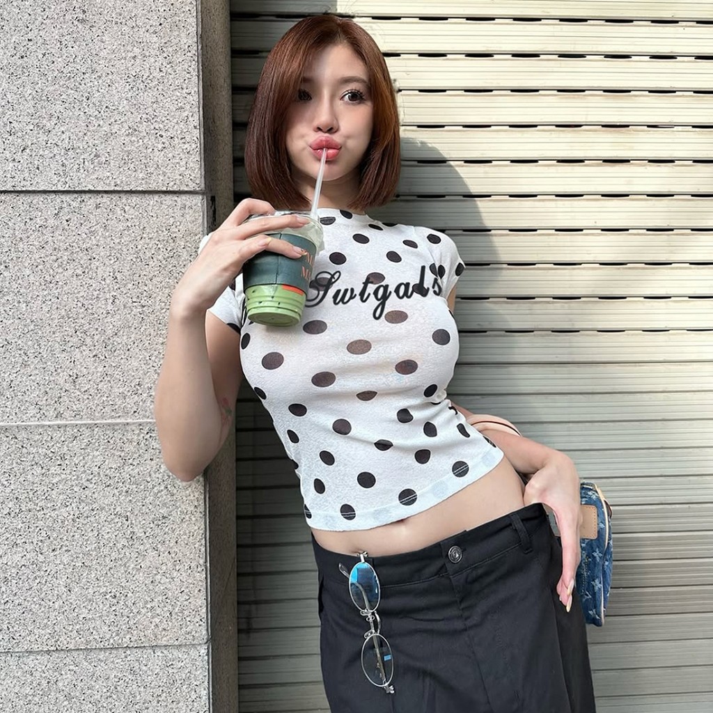 Cutenew Phong Cách Cay Màu Chặn Chữ In Chấm Bi Cổ Tròn Đa Năng Tay Ngắn Áo Giảm Béo Crop Top