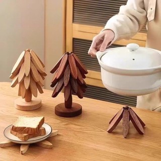 (Giao hàng tại địa phương) Thảm cách nhiệt cây thông Noel màu quả óc chó bằng tre sáng tạo để sử dụng tại nhà Bộ bàn ăn và nồi