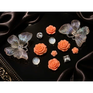Set Charm Bướm Pha Lê Hoa Hồng San Hô Resin Cao Cấp – Crystal Butterfly Coral Rose Luxury Collection
